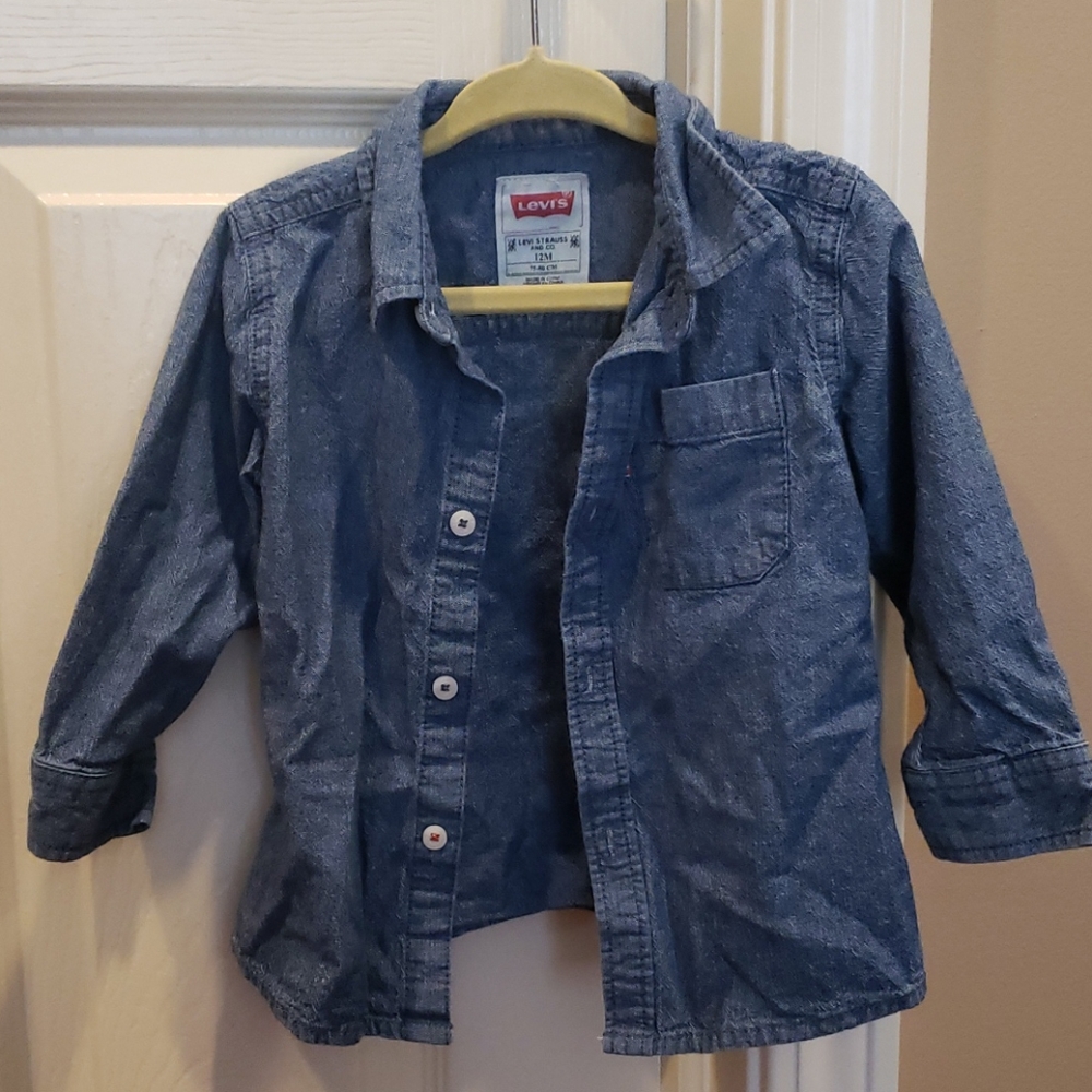 Levi chambray button down shirt.